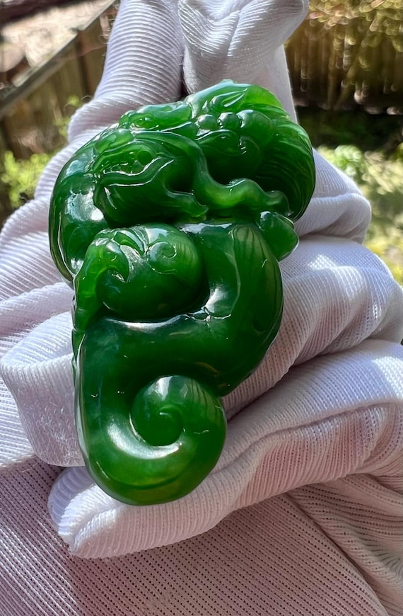 Certified natural nephrite green jade/ green nephrite carved dragon pendant necklace/old mine rich green nephrite天然碧玉 老料雕刻龙吊坠 手把#5733