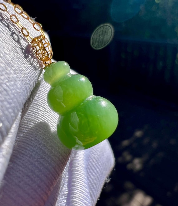 Nephrite Jade Gourd Pendant Necklace: 18k Gold, Sterling Silver #1719