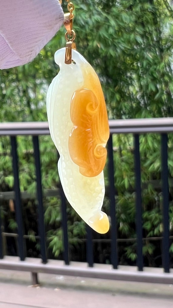 Certified natural jade/ brown white nephrite carved Ruyi peanut pendant necklace/gold 18k 天然精品软玉 糖白玉生生如意吊坠  特细料#5532