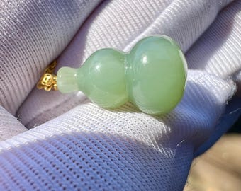 Certified natural nephrite green jade/light bluish green nephrite/carving gourd pendant necklace天然软玉 碧玉葫芦吊坠 项链 粉青起莹光 18k金扣头#1727