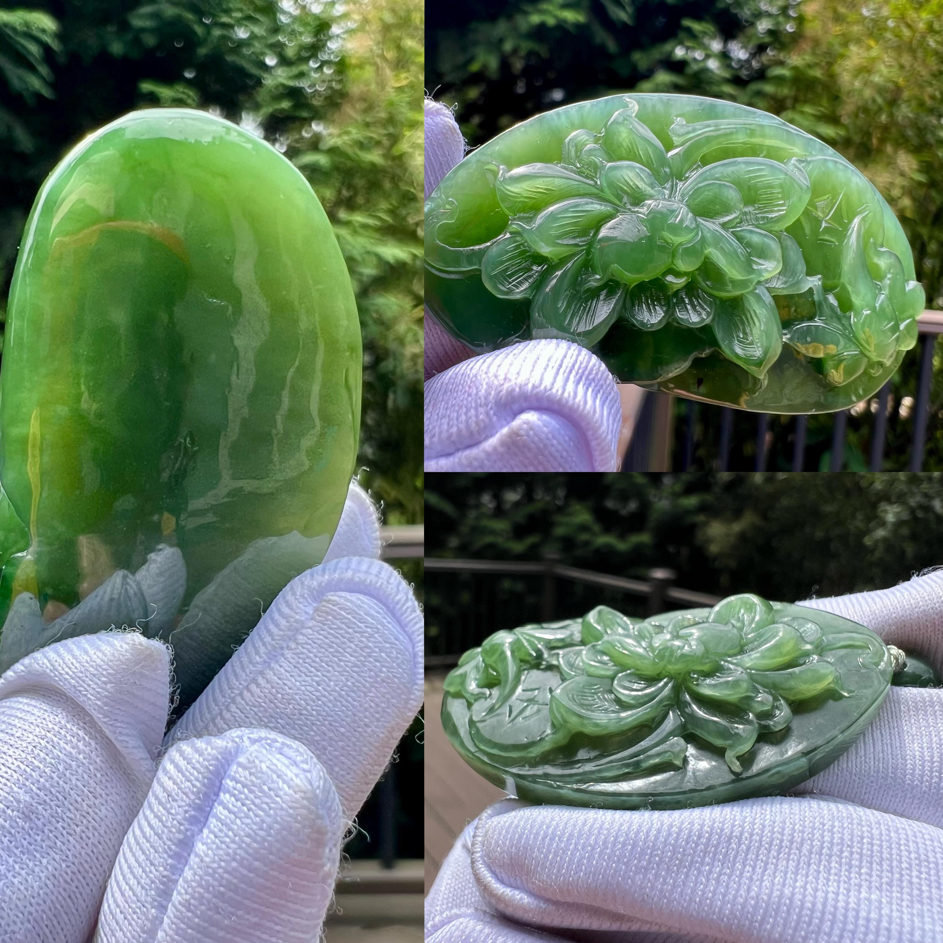 グリーンネフライト翡翠の蓮とトンボのペンダントネックレス：手彫り