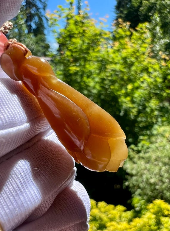 Certified natural jade/sweet caramel brown and white Nephrite carved Magnolia pendant/hand braided necklace天然精品 奶油焦糖/糖白玉 手工雕刻玉兰花吊坠 项链 #1177