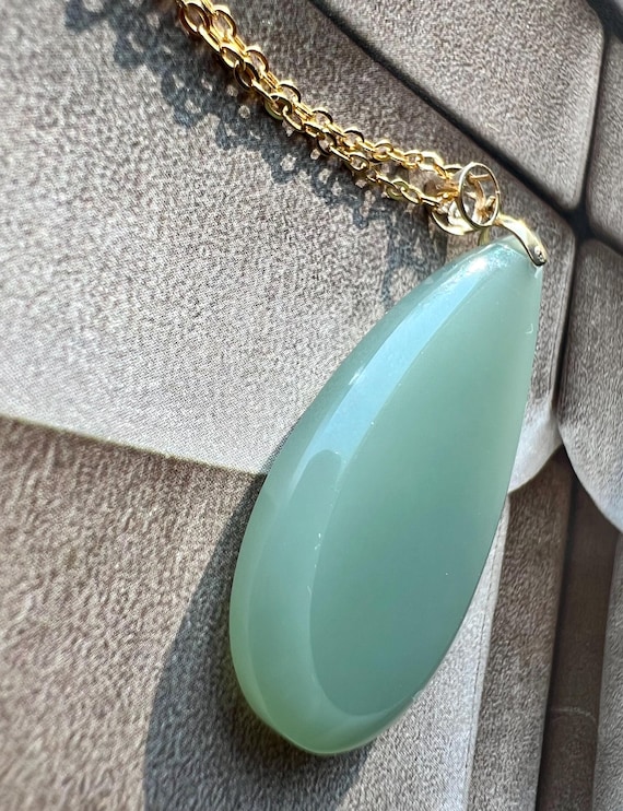 Certified natural nephrite green jade/ icy bluish green nephrite pendant/teardrop pendant necklace gold 18k 天然精品软玉 碧玉粉青吊坠#3653 冰底无结构 起莹光