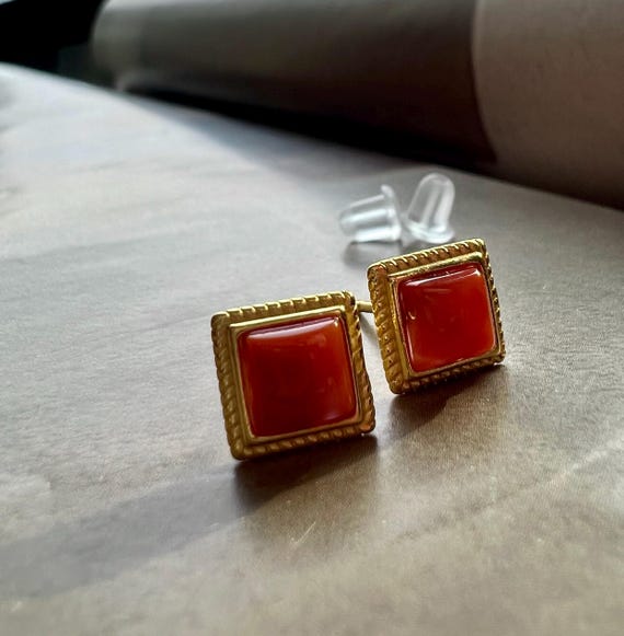 Certified natural Sichuan Nanhong agate earrings/Southern Red Agate square stud earrings/sterling silver天然精品川料南红耳钉/纯银镶嵌#0116 小方块耳钉/柿子红