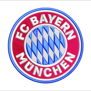 Könnte beinhalten: Gestickter Aufnäher mit dem Logo des FC Bayern München. Das Design zeigt einen roten Kreis mit weißem Text "FC BAYERN MUNCHEN" und ein blau-weißes Rautenmuster in der Mitte, alles blau umrandet.