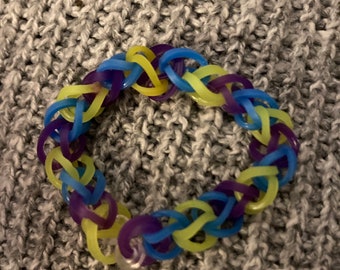 Loom bands