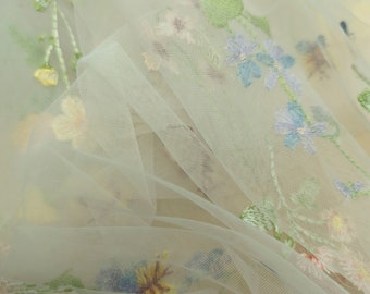 Primula Veris Fabric Sample | Wildflower Wedding Veil | Pastel Bridal Hair Accessories | Sample