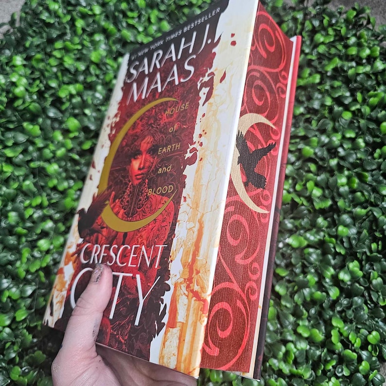 Crescent City house of Earth and Blood, Sky and Breath, Flame and Shadow Sarah J Maas Sprayed