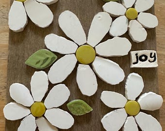 Daisy Wall Hanging: Joyful Floral Decor, 6x6