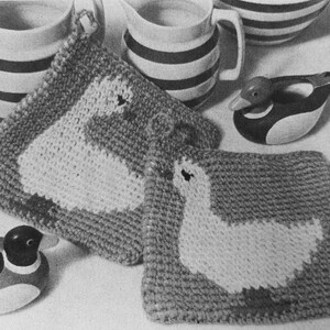 PDF VIRKMÖNSTER: Virkmönster med gäss och hotpads från 1991, virkmönster med vintagemönster, virkmönster med gåsgrytlappar, virkmönster med ankgrytlappar