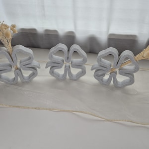 Decorative clover leaf / test tube / decoration / dried flower
