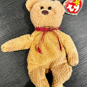 Raro jubilado TY Beanie Baby &#39;CURLY&#39; El oso 04-12-96 con muchos 13 errores