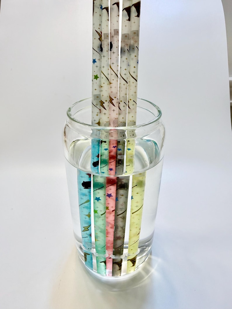 12” Color Changing Wizard Reusable Plastic Straw image 1