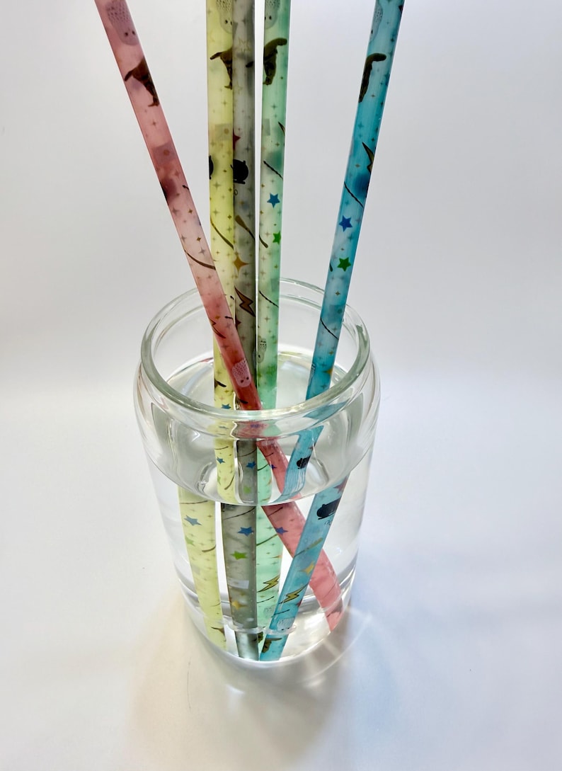 12” Color Changing Wizard Reusable Plastic Straw image 2