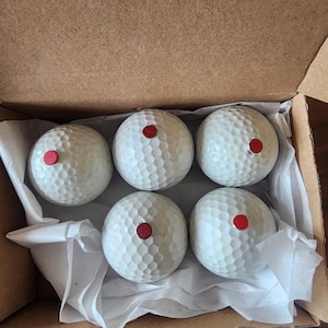 Pack of 5 World’s LOUDEST No-Smoke Golf Prank Balls – Epic Bang on Impact