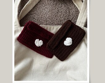 Crochet Heart pouch - cute Crochet coin purse or makeup pouch