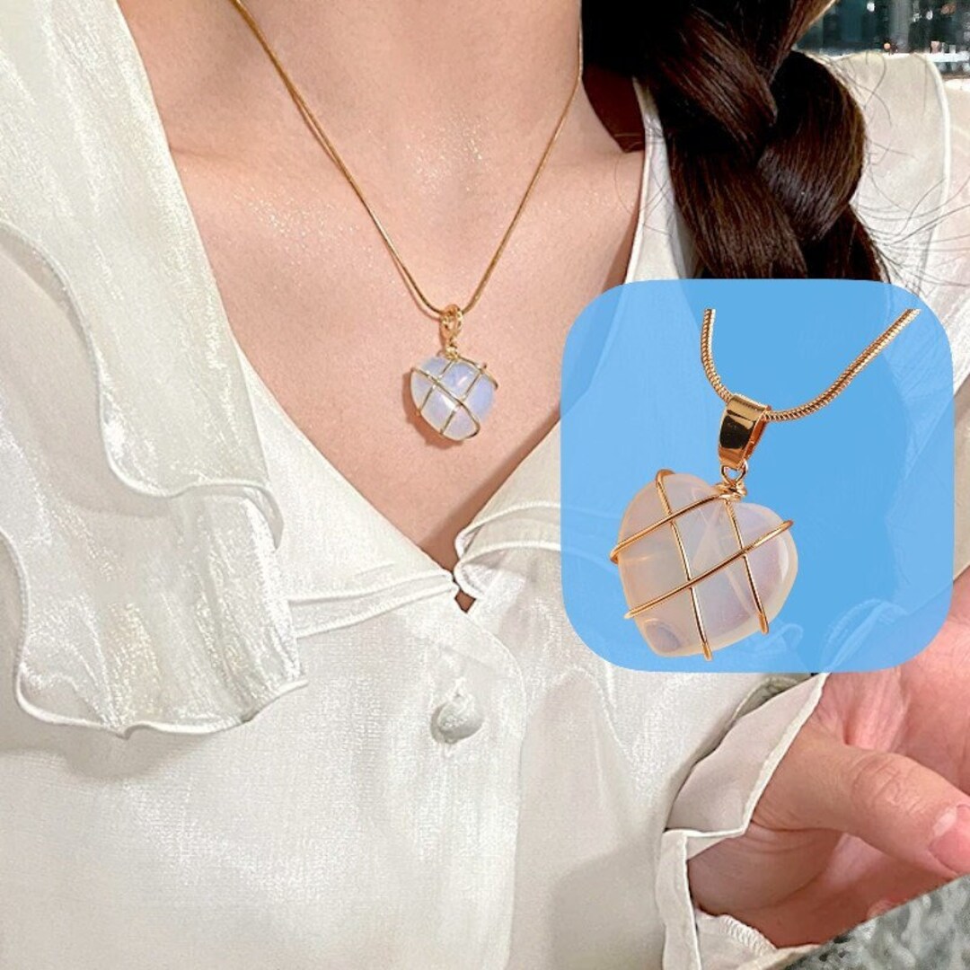 Diamond Castle Necklace Crystal Heart Shaped Pendant Necklace, Chunky