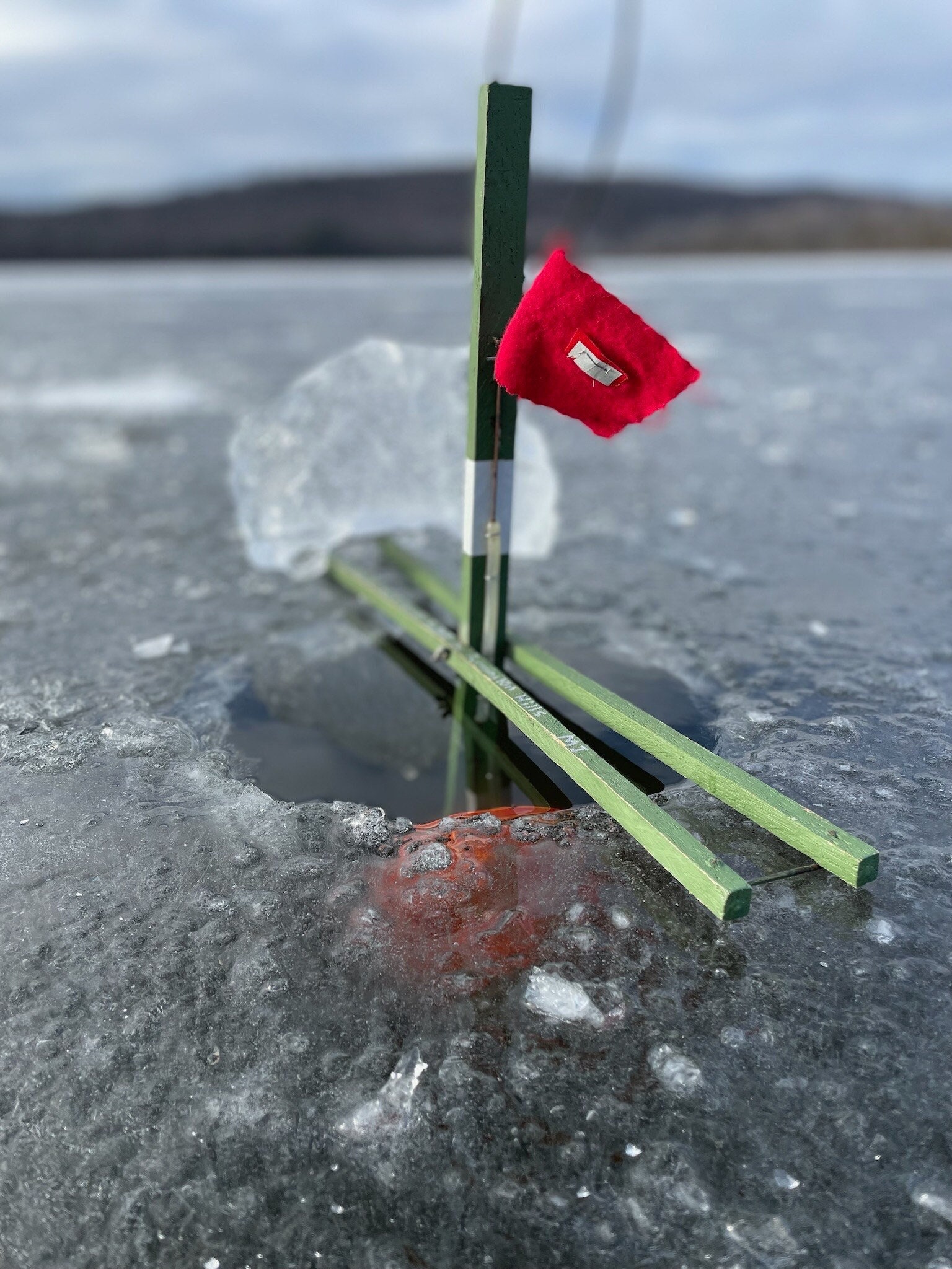 Tip up Ice Fishing 