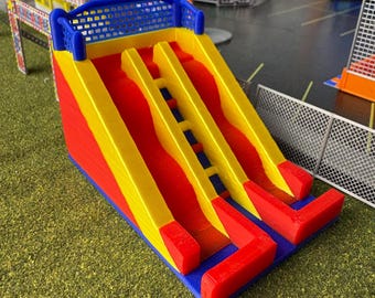 Opblaasbare glijbaan op schaal HO