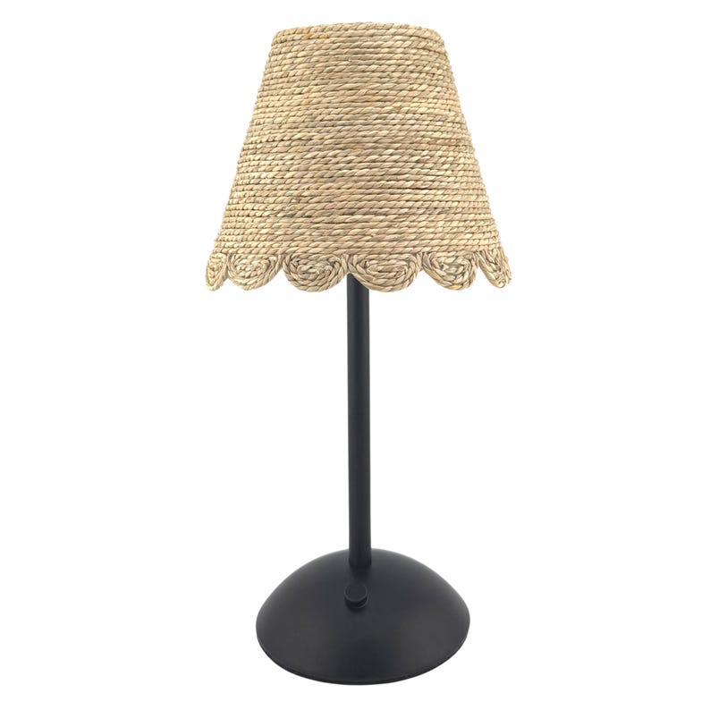 LolaBoschDesign Scalloped Seagrass Lamp Shade