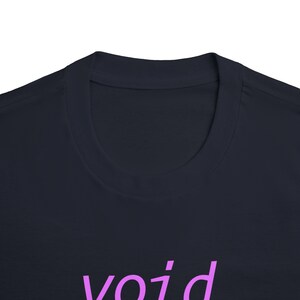 Koszulka z kodem void Web Dev Code - programowanie w TypeScript, projektowanie mody zdjęcie 8