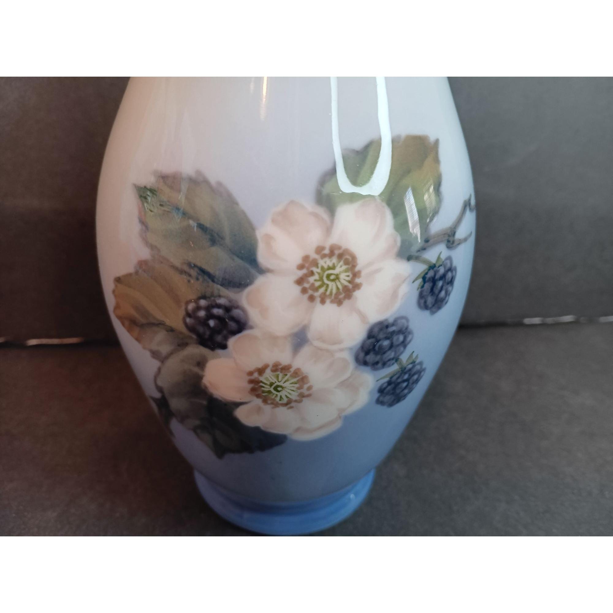 ヴィンテージ ロイヤル コペンハーゲン ブラックベリー 磁器 7 インチ