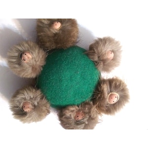 Handmade Native Alaskan American Blanket Toss Pin Cushion, Mink Vintage, Sewing