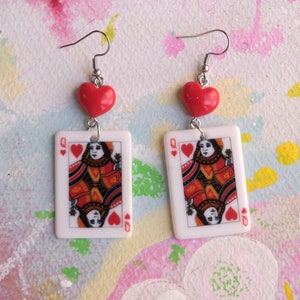 Grandes boucles d'oreilles reine de coeur pour cartes à jouer