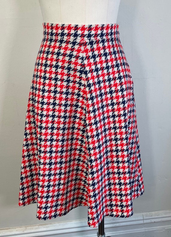 Vintage 1970s Handmade Red White and Blue Houndsto