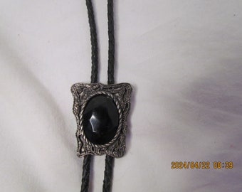 Vintage Western Bolo Krawatte mit Silber Ton und Schwarz Acrylstein