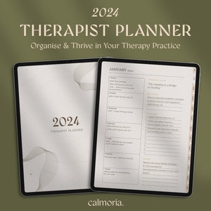 Könnte beinhalten: Ein digitaler Planer für Therapeuten, mit weißem Hintergrund und goldenem Design. Der Planer ist auf der Januar-Seite geöffnet, die einen Wochenplan, einen "My Compass"-Bereich und eine "To Do"-Liste enthält. Der Planer enthält auch den Text "2024 Therapist Planner" und "Organise & Thrive in Your Therapy Practice".