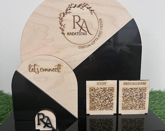 Aangepast houten en acryl QR-code displaybord: visitekaarthouder