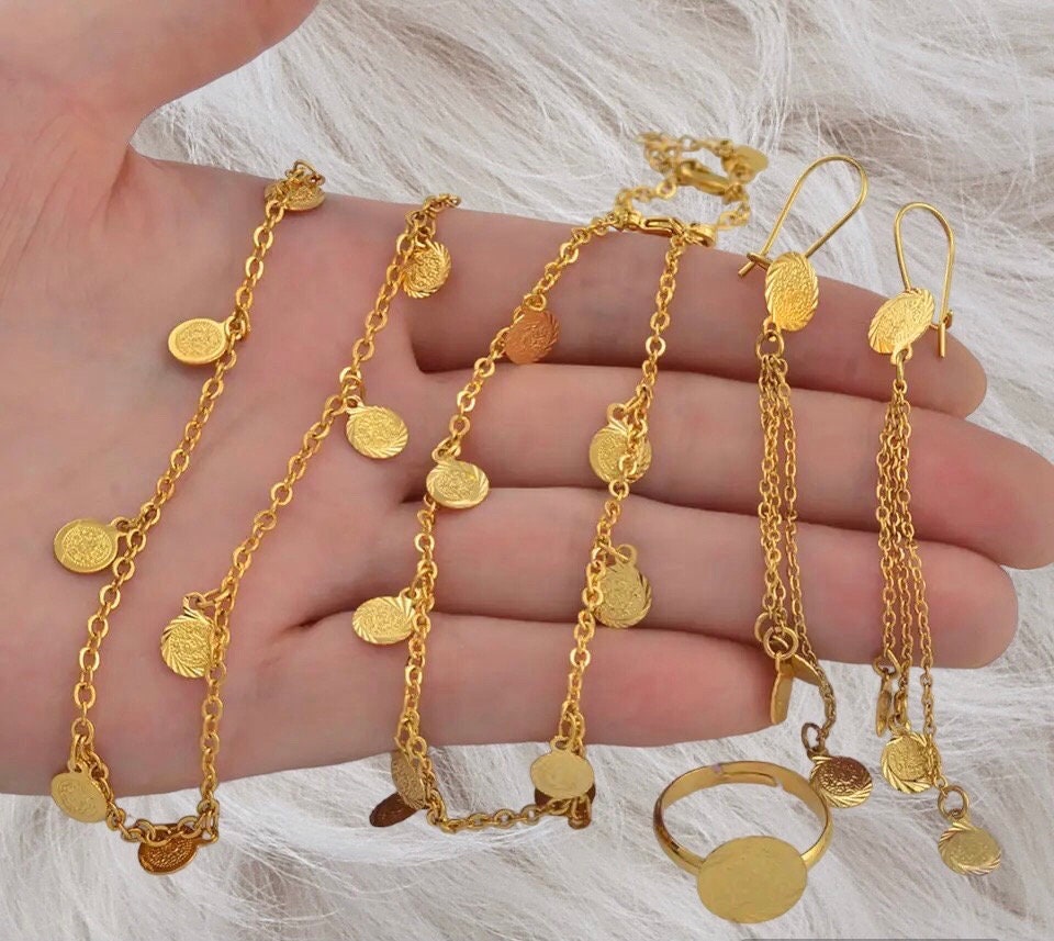Gold lira deals bracelet