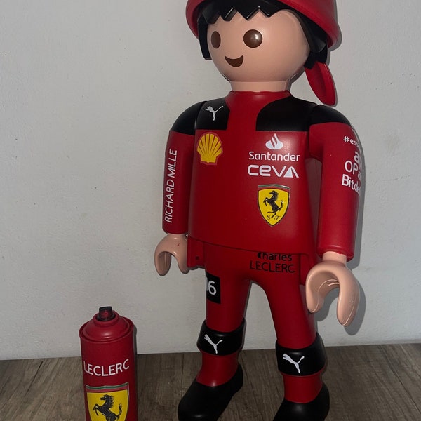 Figurine playmobil XXL rouge pilote formule 1