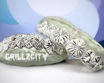Custom Real Gold / 925 Silver Custom Diamond Dust Gold Grillz Starburst Cut / Dust Cut Grillz mit gratis Formenset und Versand durch Grillzcity