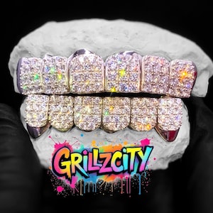 Custom 925er Silber Grillz mit CZ-Zinken-Set, vorgefertigter Block Eis aus Silberzähne Grillz mit kostenlosem Formkit und Versand / Schnelle Bearbeitungszeit