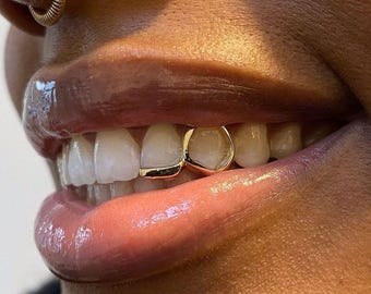 Custom Heart Open Face Canine with CZ Center Row - 8k, 10k, 14k or Silver - Yellow, White, Rose - High End Luxury Quality - Polish Finish