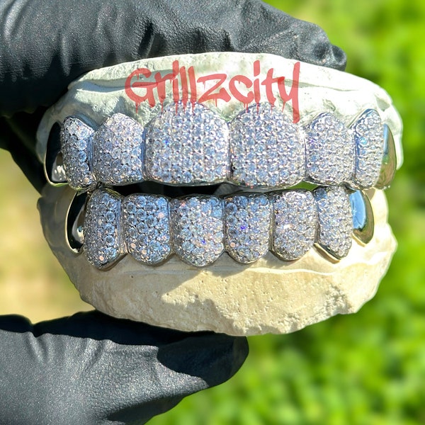 Custom Fit Grillz in Real Gold or 925 SILVER honeycomb handset fully iceoutGrillz with VVS Moissanite by GrillzCity