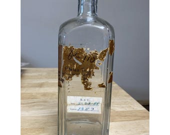 Boericke & Tafel Ptelea Trifolatium, medicamento homeopático, frasco de ceniza de boticario.