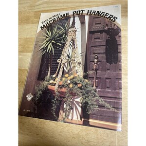 1974 Vintage Makramee Topfaufhänger Booklet Boho Crafts