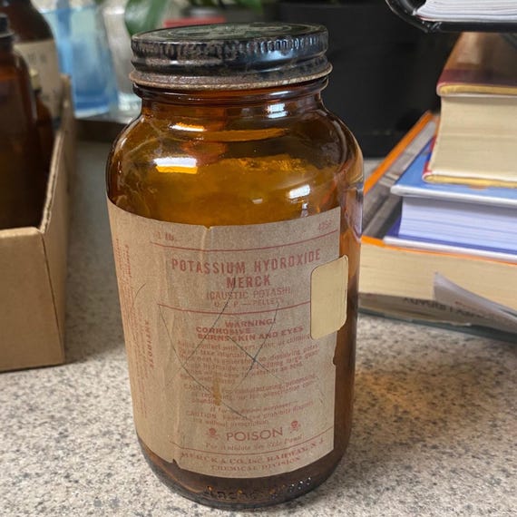 Vintage Merck Potassium Hydroxide Amber Glass Jar Poison Label 1lb Dark Academia