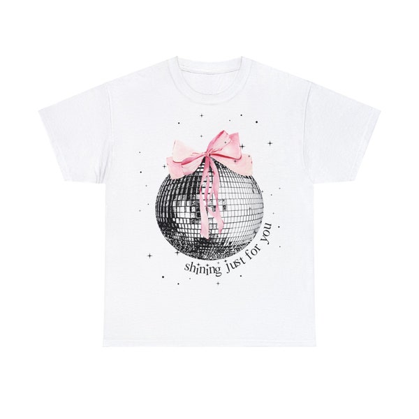 brillant rien que pour vous chemise boule à facettes en ruban | T-shirt de la tournée des époques