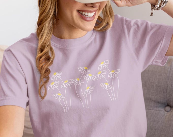 Featured listing image: Wildflower Shirt Daisy Floral Cottagecore Shirt Botanical Shirt Flower Tshirt Summer Holiday Tee Birthday Gift for her