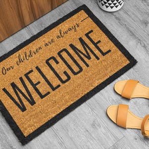 Felpudo de bienvenida para la casa de los padres Nuestros hijos son siempre bienvenidos Felpudo Decoración del hogar Regalo para abuelos Felpudo de inauguración de la casa para mamá y papá Más vendido