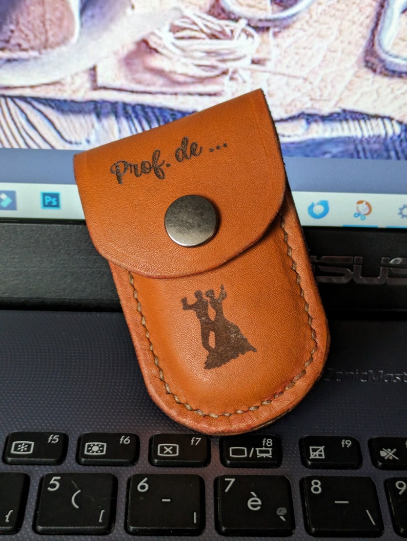 étui cuir pour clé USB, USB key leather avec gravure