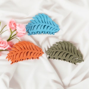 Matte Leaf Shape Hair Claw Clip, Delicate Hair Claw, Resin Hair Claw Strong Hold, Casual Hair Accessories, Perfect Gift For Her