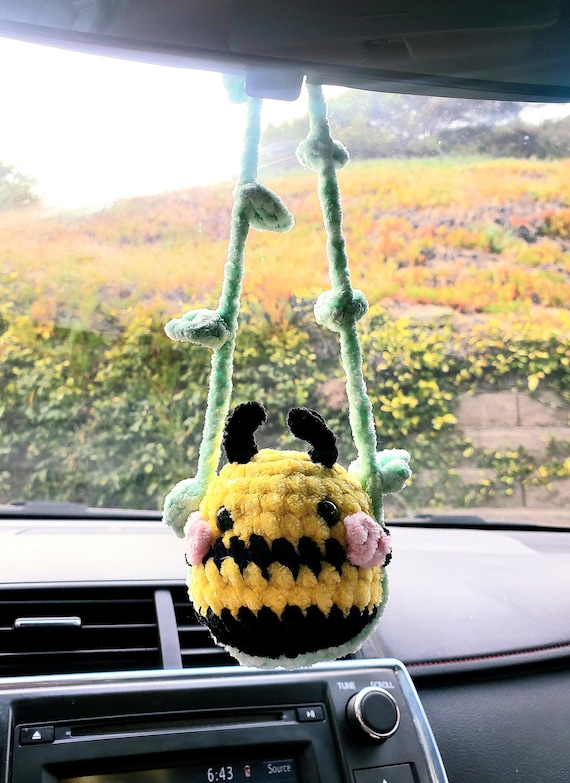 Accessori per auto a forma di ape, ciondolo lavorato a maglia a forma di ape, ciondolo in vetro intrecciato, accessorio per auto fatto a mano all' uncinetto
