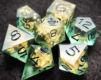 Gilded Goblin DnD Sharp Edged Dice Set 7pcs