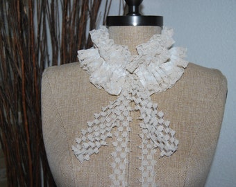 Victorian Style Choker Collar Ruffled Choker Made of Antique Lace Fabric Tan Ruff Neck Piece Fashion Collar Vintage Antique Style