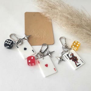 Schlüsselanhänger - Spielkarten - Würfel - Stern - Geschenkidee - kleines Geschenk  - Anhänger - Gastgeschenk - Glücksbringer
